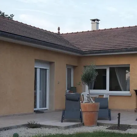 Oda ve Kahvaltı Alaguyauder La Chatillon-sur-Broue