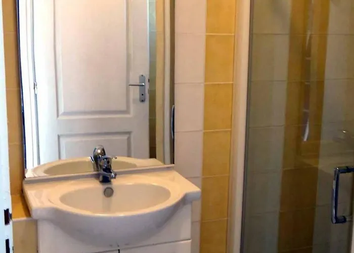 Alaguyauder La Bed & Breakfast 3*